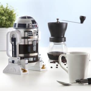 itns_r2-d2_coffee_press_inuse