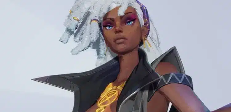 Close-up of Storm seminude mod with glowing orb