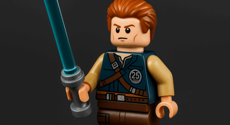 LEGO Cal Kestis minifigure holding a blue lightsaber from LEGO Star Wars: Rebuild the Galaxy – Pieces of the Past